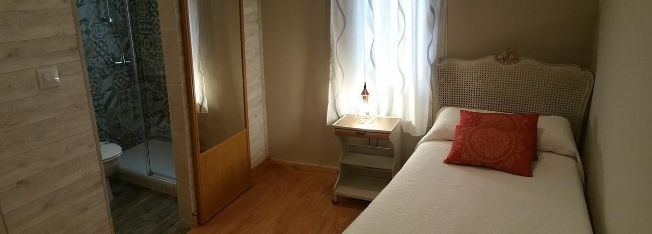 קסטרו אורדיאלס Hosteria Villa De Castro מראה חיצוני תמונה